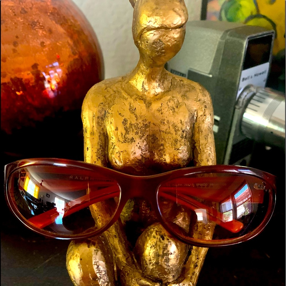 RALPH LAUREN Sleek Sun Glasses